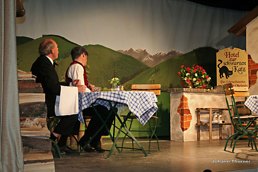 2010-04-10_44_Die_falsche_Katz