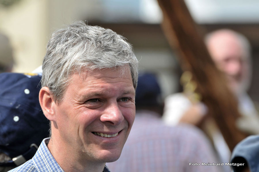 2010-05-01_082_Maibaumaufstellen