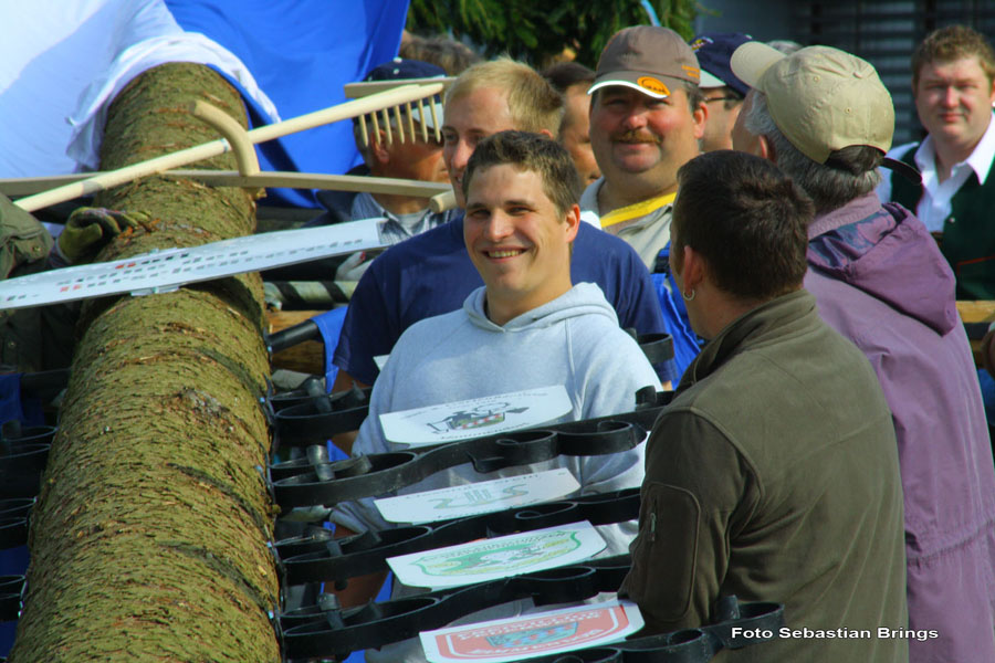2010-05-01_163_Maibaum