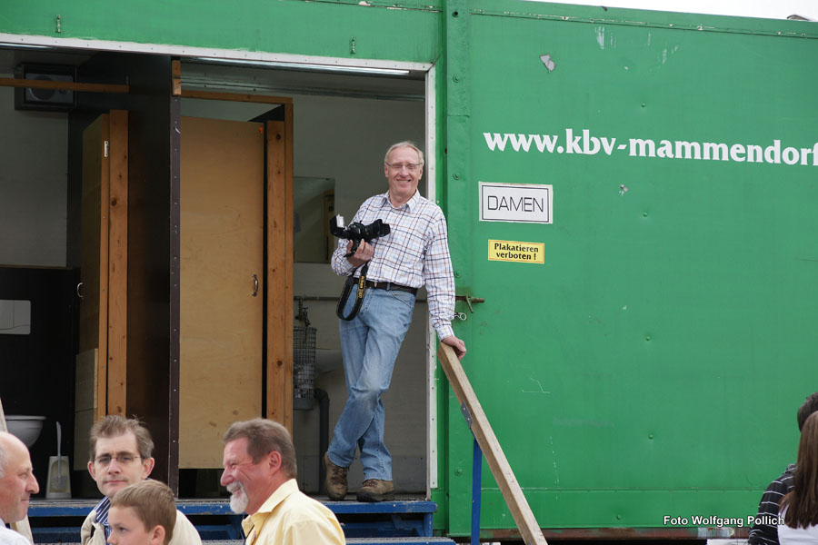 2010-05-01_050_Maibaumaufstellen