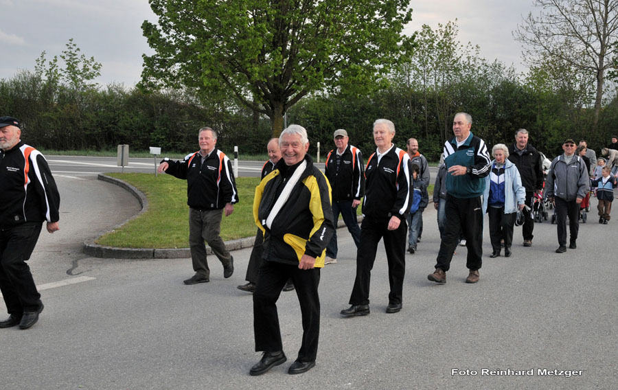 2010-05-07_136_Volksfesteinzug