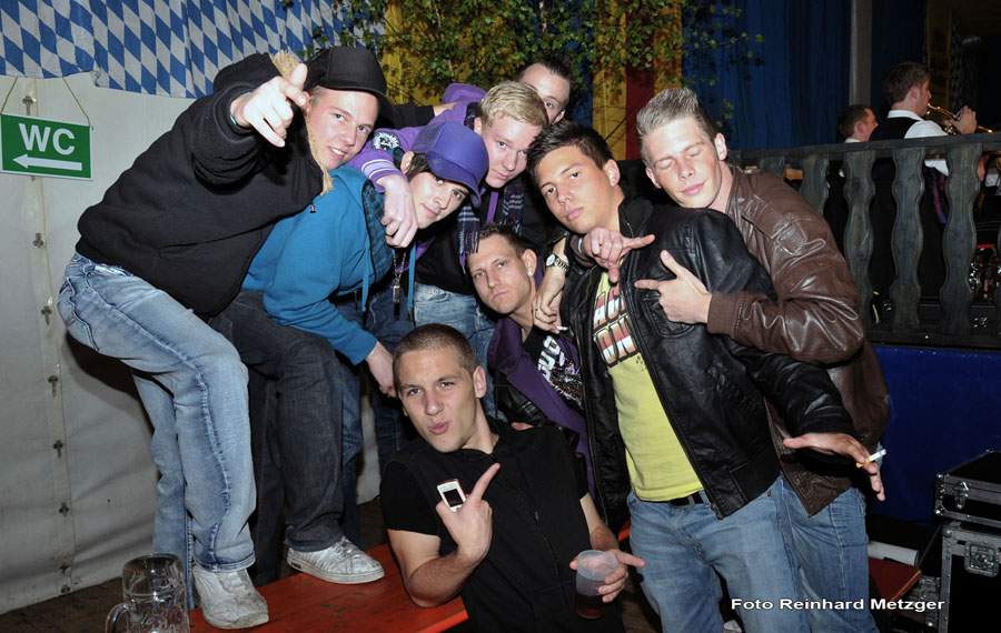 2010-05-07_161_Volksfesteinzug