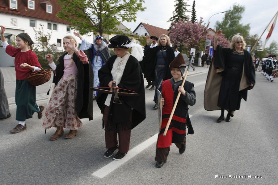 2010-05-07_223_Volksfesteinzug