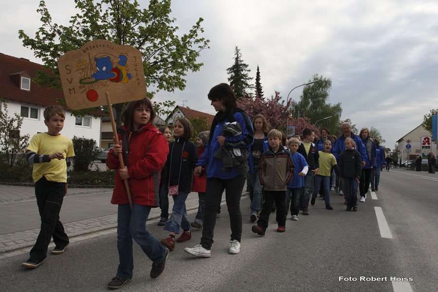 2010-05-07_242_Volksfesteinzug