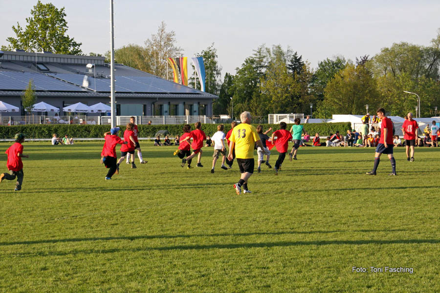 2010-05-23_308_Jugendpfingstturnier_Abends