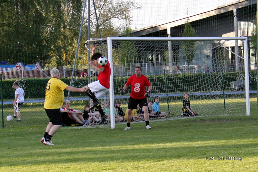 2010-05-23_317_Jugendpfingstturnier_Abends