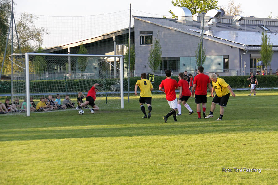 2010-05-23_320_Jugendpfingstturnier_Abends