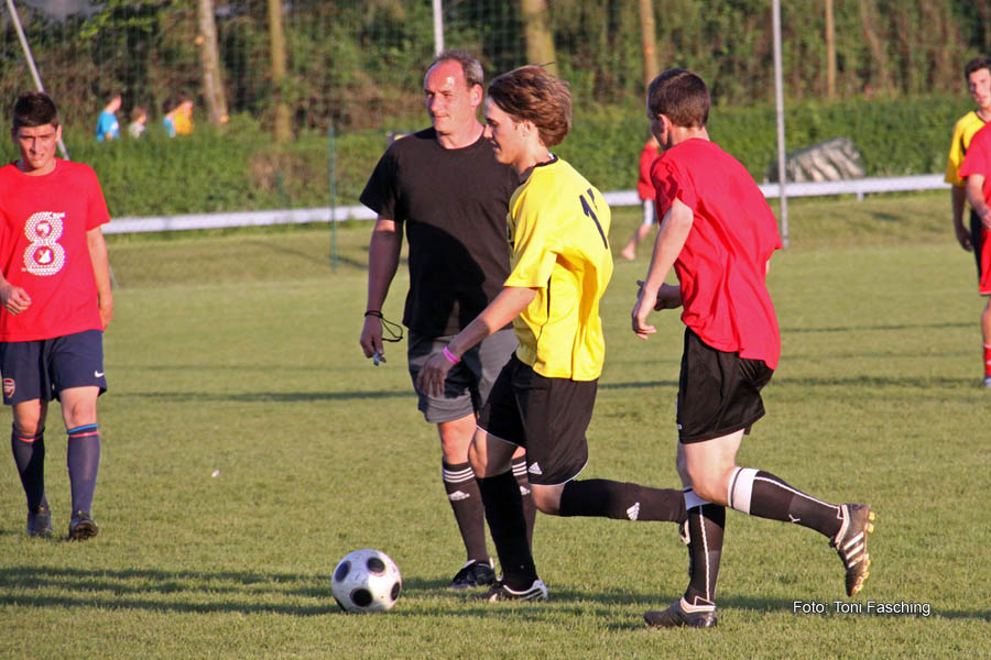 2010-05-23_329_Jugendpfingstturnier_Abends