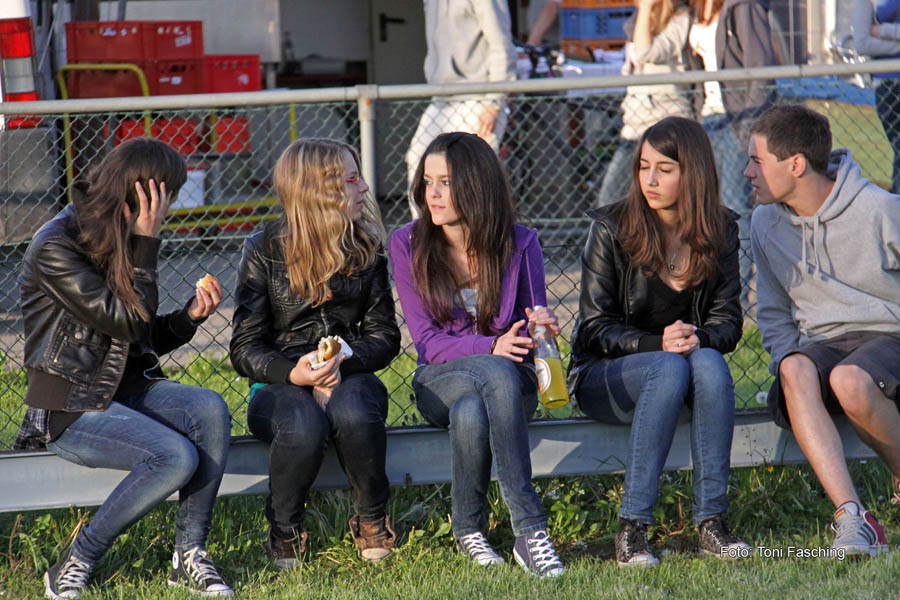 2010-05-23_334_Jugendpfingstturnier_Abends