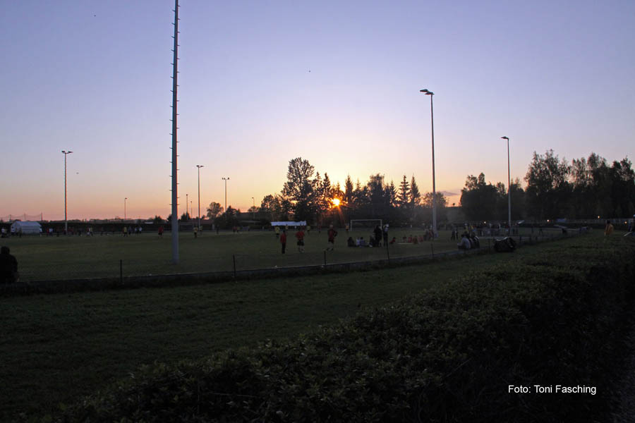 2010-05-23_342_Jugendpfingstturnier_Abends