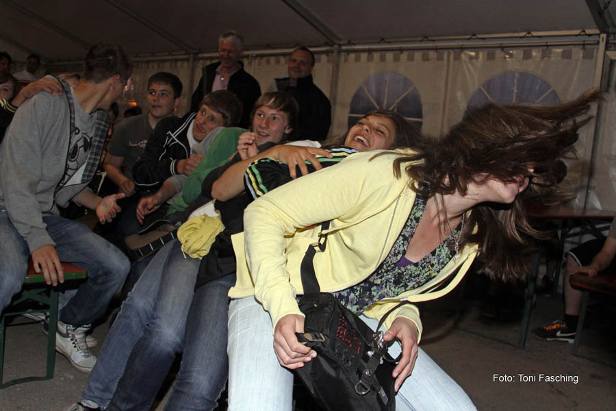 2010-05-23_344_Jugendpfingstturnier_Abends