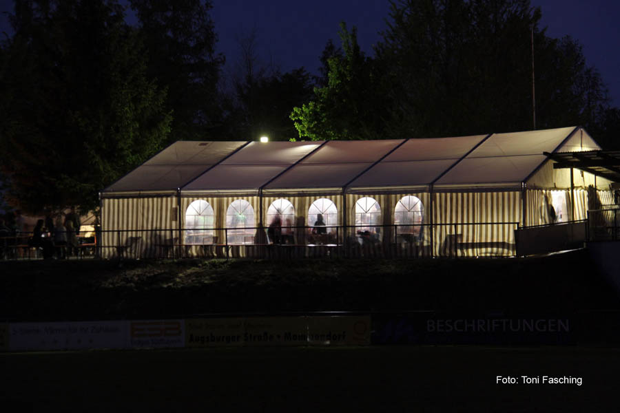 2010-05-23_369_Jugendpfingstturnier_Abends