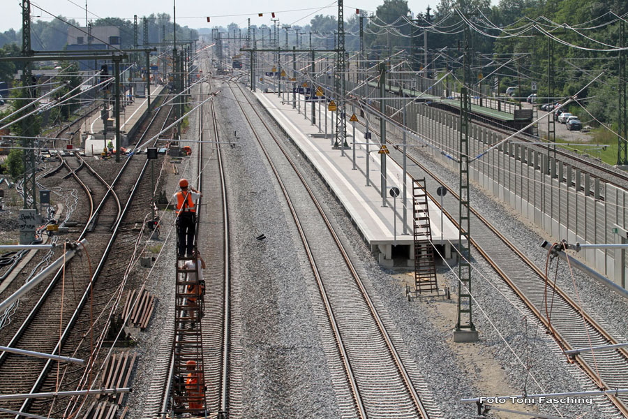 2010-06-30_01_Bahnhof