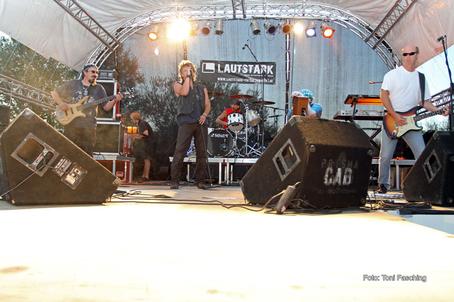 2010-07-31_060_Rocknacht_open-air