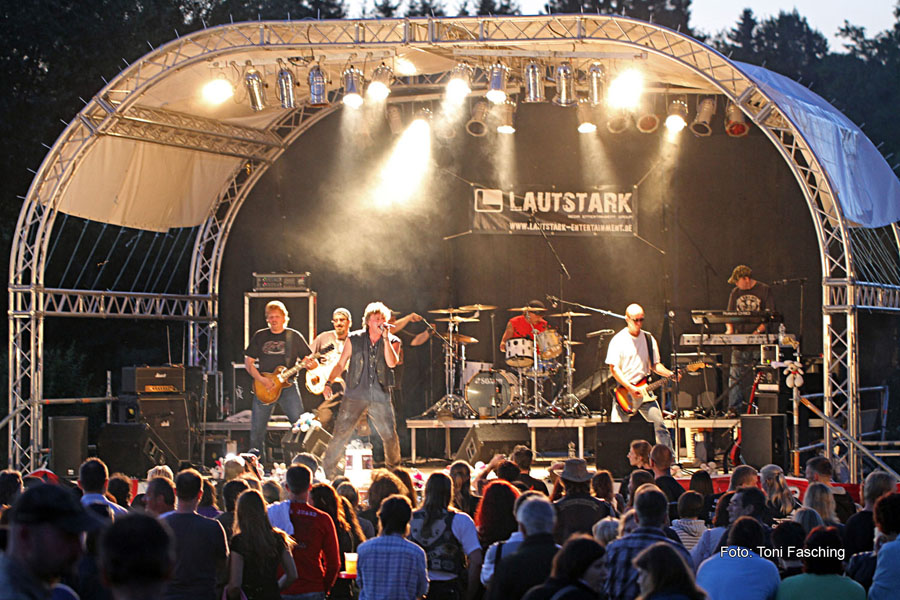 2010-07-31_072_Rocknacht_open-air