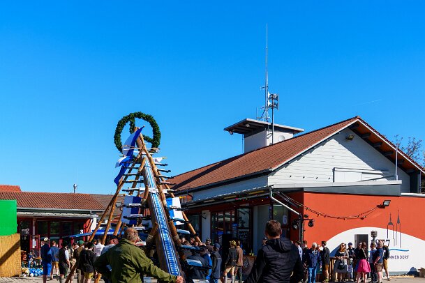 2026-05-01_18_Maibaum_08239_JG