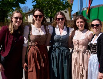 2026-05-01_006_Maibaum_Party_WP