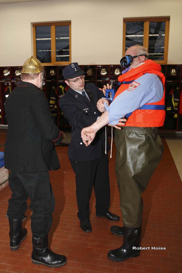 2009-04-04_175_Patenbitten_FFW_Hattenhofen