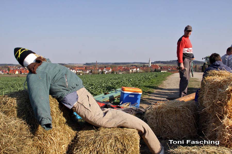 2009-04-11_46_Osterfeuer