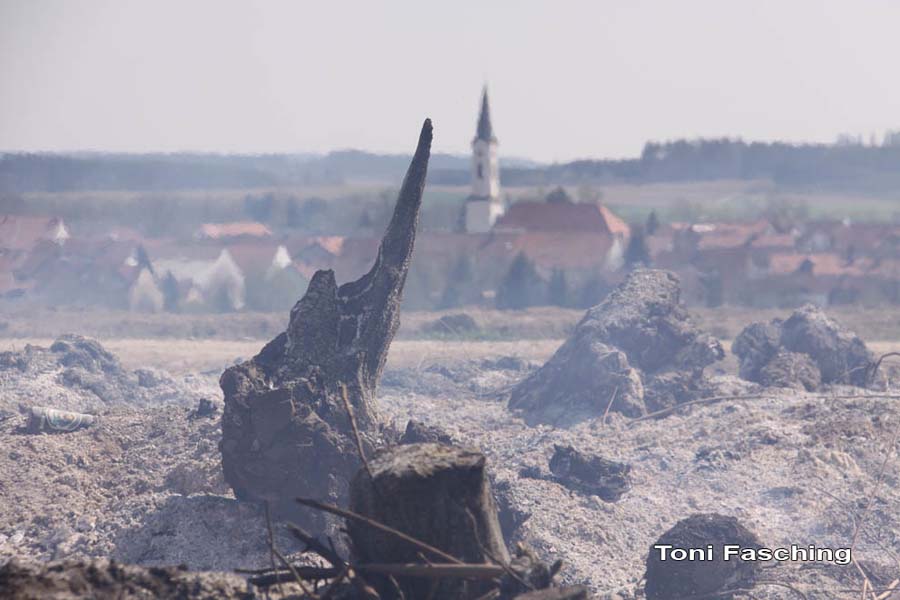 2009-04-11_84_Osterfeuer