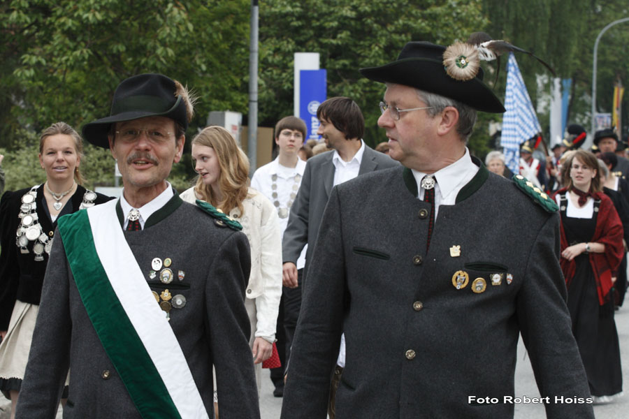 2009-05-15_047_Volksfesteinzug
