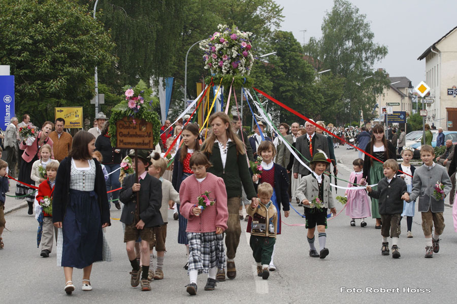 2009-05-15_057_Volksfesteinzug