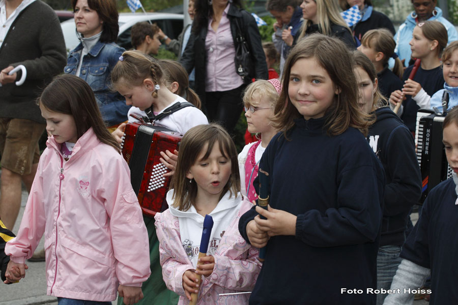 2009-05-15_081_Volksfesteinzug