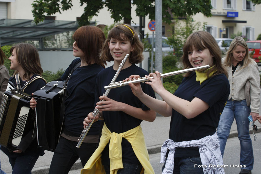 2009-05-15_082_Volksfesteinzug