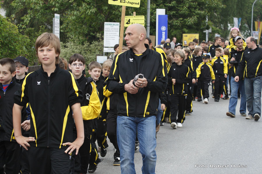 2009-05-15_092_Volksfesteinzug