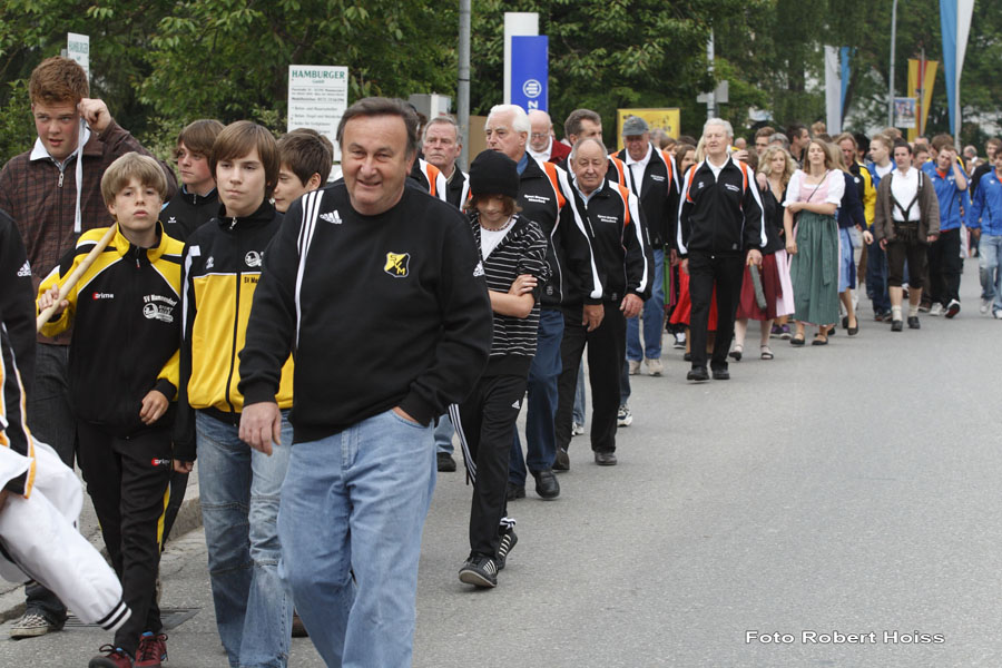 2009-05-15_094_Volksfesteinzug