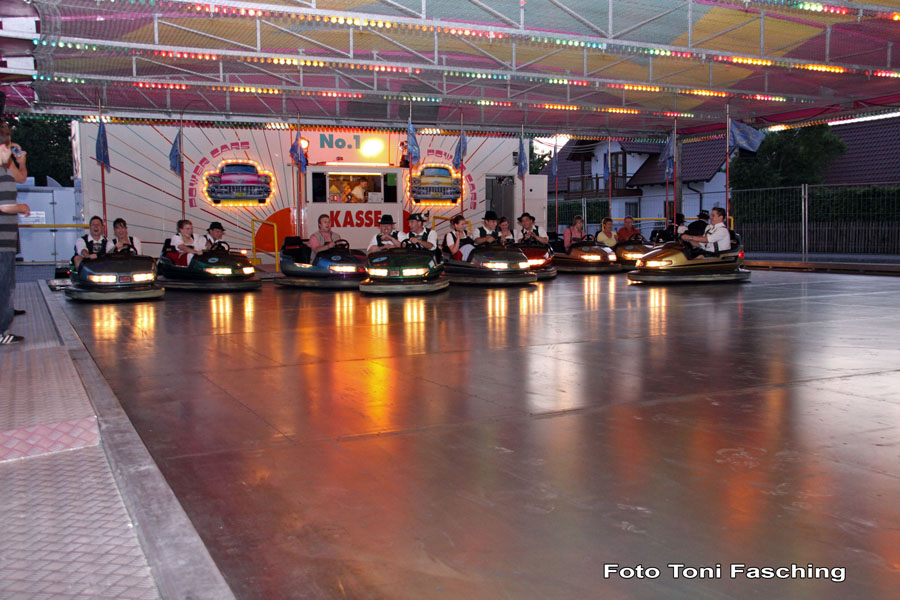 2009-05-19_07_Volksfest_D'Moasawinkler