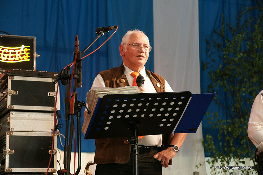 2009-05-20_034_Volksfest_Swingers