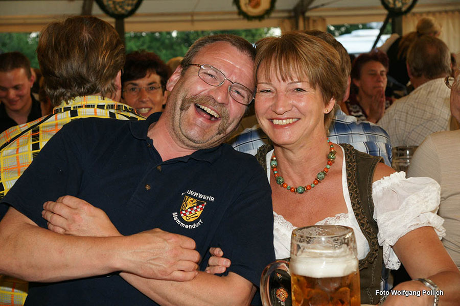 2009-05-20_048_Volksfest_Swingers