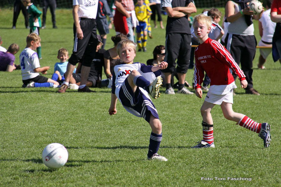 2009-05-31_039_Jugendpfingstturnier_Mammendorf_F-Geltendorf_F_1-0