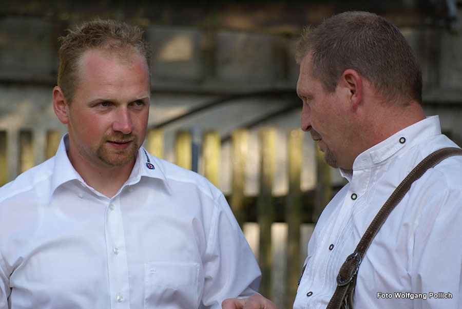 2009-06-13_037_Patenbitten_Burschenverein_Hattenhofen