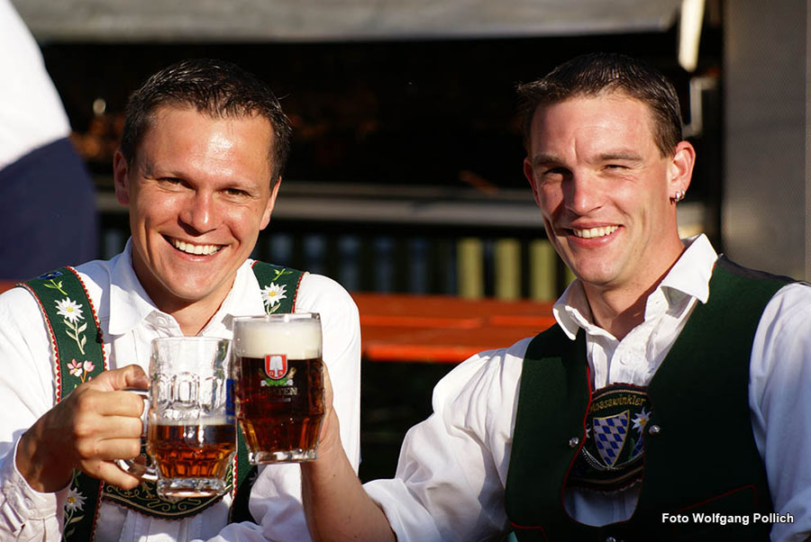 2009-06-13_047_Patenbitten_Burschenverein_Hattenhofen